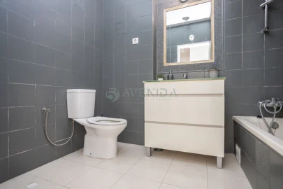 Apartamento T3 para Venda em Alto do Seixalinho, Santo André e Verderena