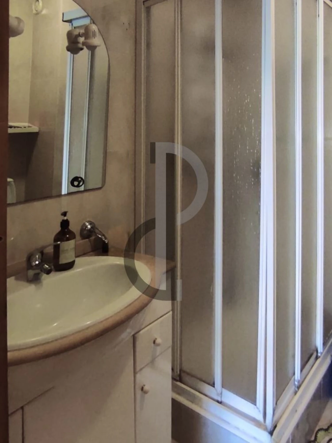 Apartamento T2 para Venda em Vilar de Andorinho Foto 13
