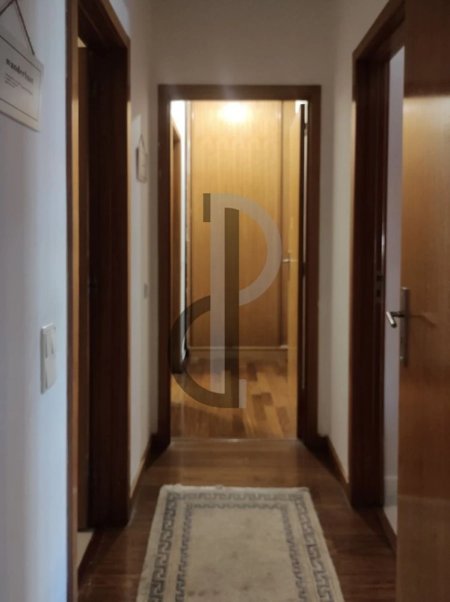 Apartamento T2 para Venda em Vilar de Andorinho Foto 8