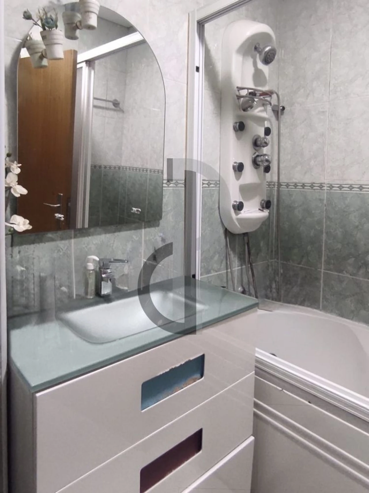 Apartamento T2 para Venda em Vilar de Andorinho Foto 9