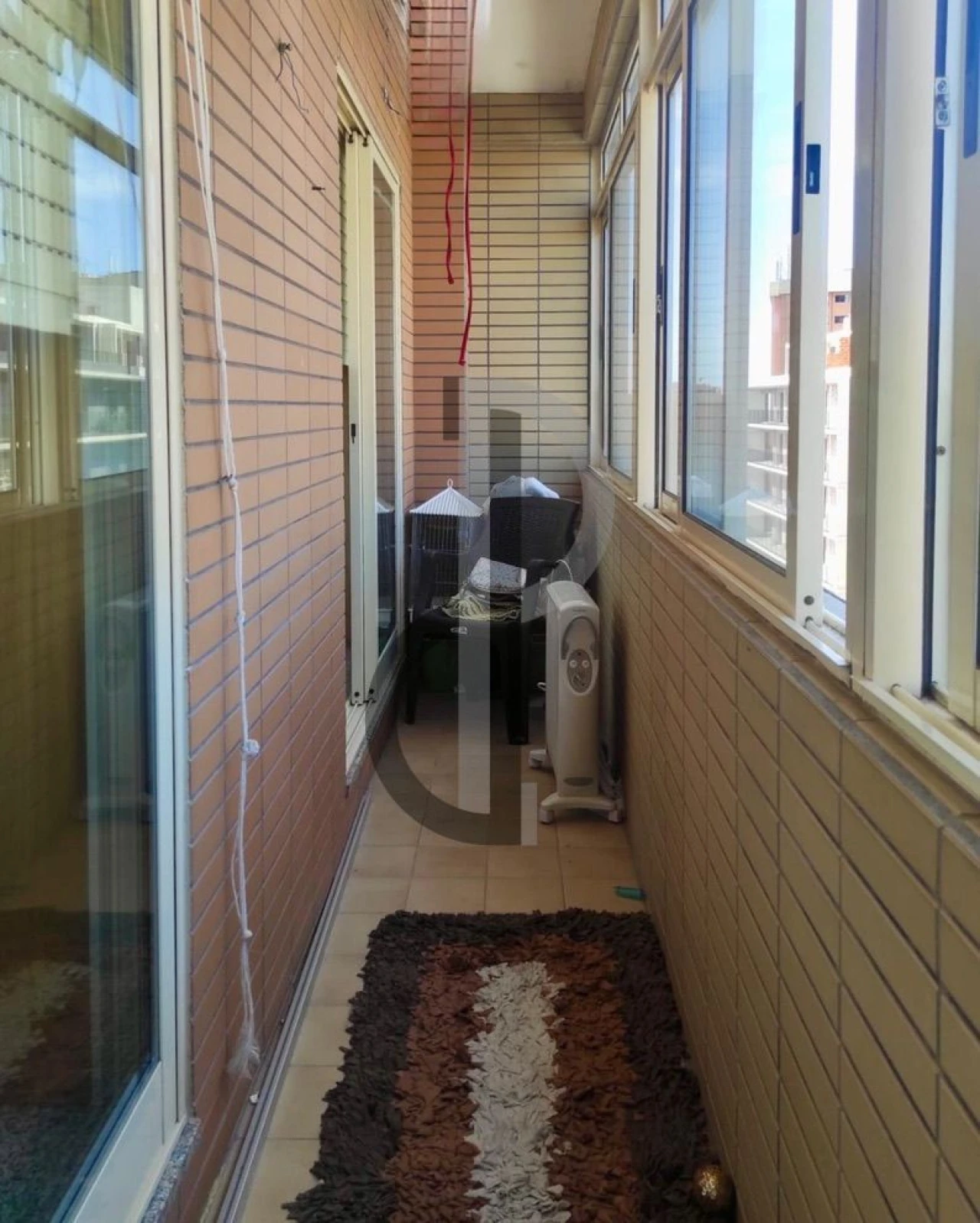 Apartamento T2 para Venda em Vilar de Andorinho Foto 6