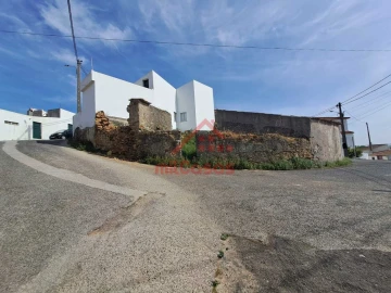 Terreno para Venda em Santa Maria, São Pedro e Matacães