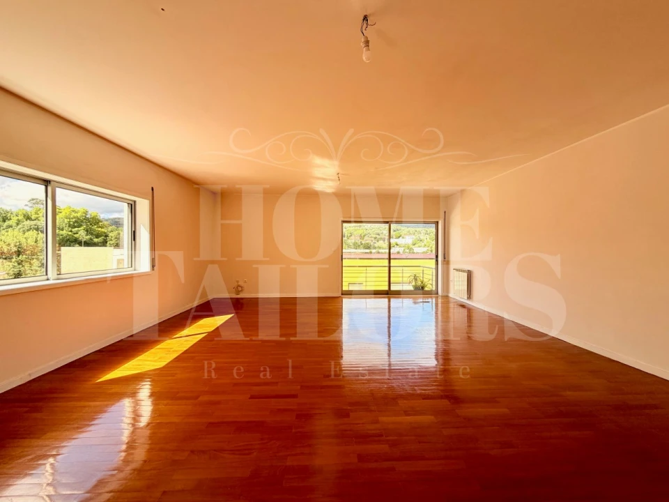 Apartamento T3 para Arrendamento em Termas de São Vicente Foto 5