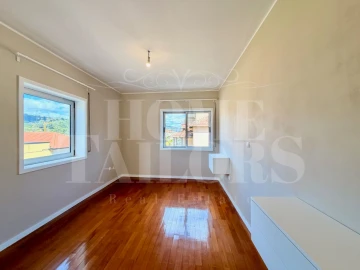 Apartamento T3 para Arrendamento em Termas de São Vicente