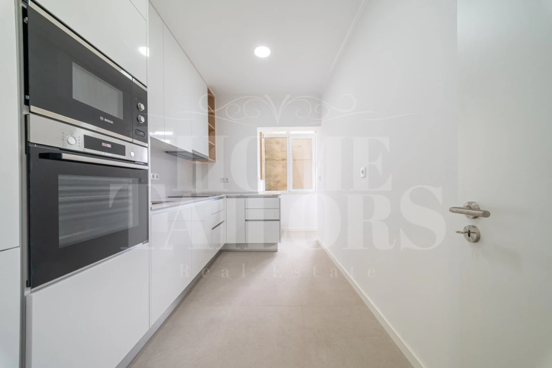 Apartamento T3 para Venda em Almada, Cova da Piedade, Pragal e Cacilhas Foto 16