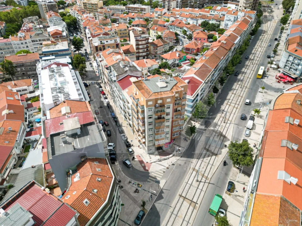 Apartamento T3 para Venda em Almada, Cova da Piedade, Pragal e Cacilhas Foto 25