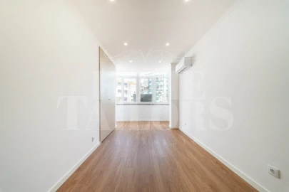 Apartamento T3 para Venda em Almada, Cova da Piedade, Pragal e Cacilhas