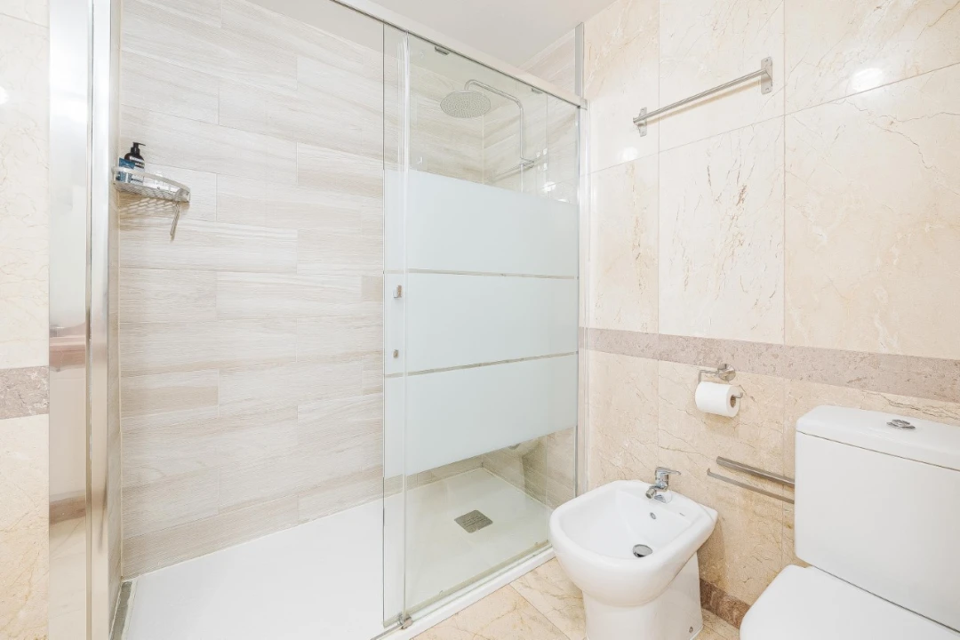 Apartamento T4 para Venda em Campolide Foto 47
