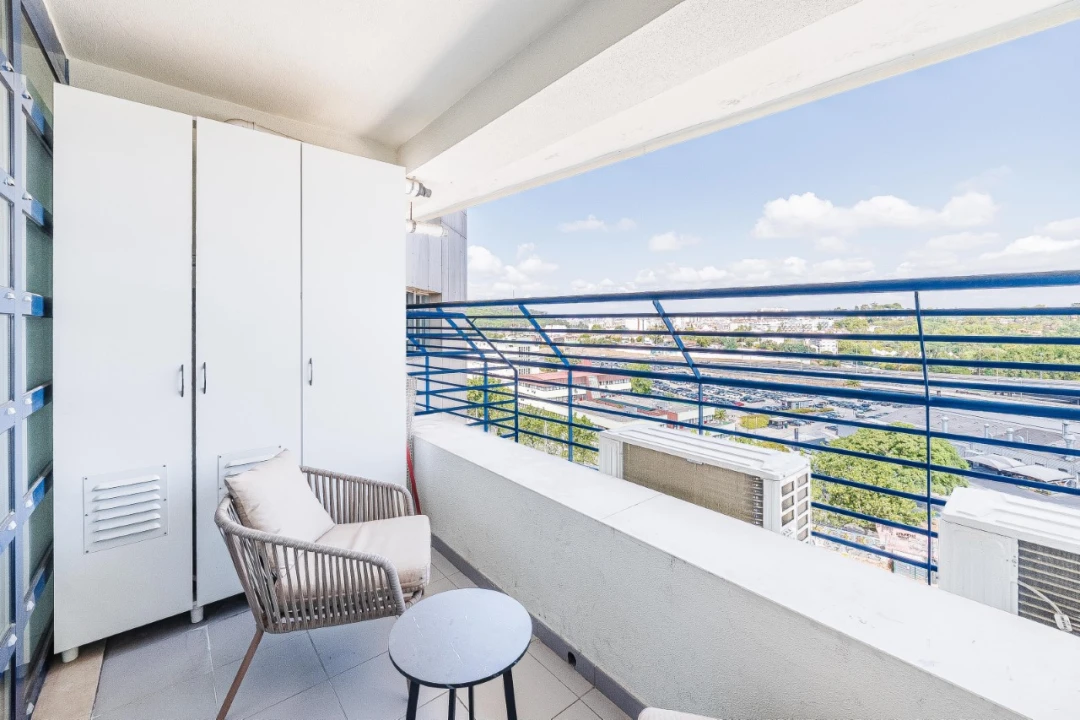 Apartamento T4 para Venda em Campolide Foto 60