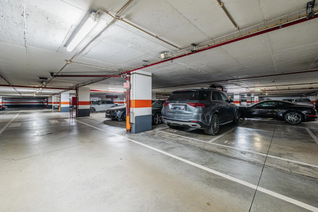 Apartamento T4 para Venda em Campolide Foto 65