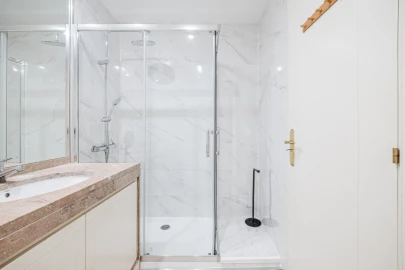 Apartamento T4 para Venda em Campolide