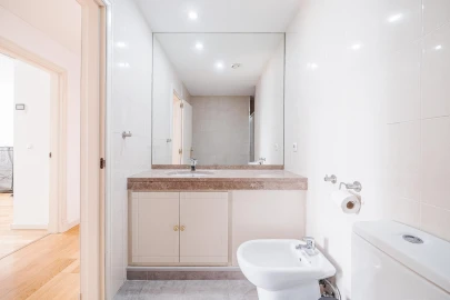Apartamento T4 para Venda em Campolide