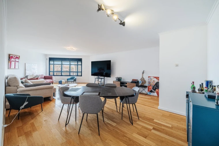 Apartamento T4 para Venda em Campolide Foto 7