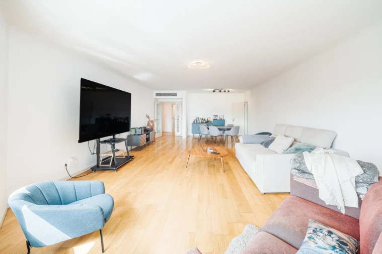 Apartamento T4 para Venda em Campolide Foto 11