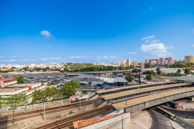 Apartamento T4 para Venda em Campolide Foto 34