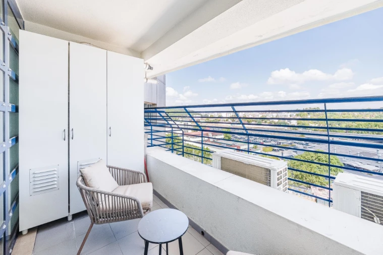 Apartamento T4 para Venda em Campolide Foto 60