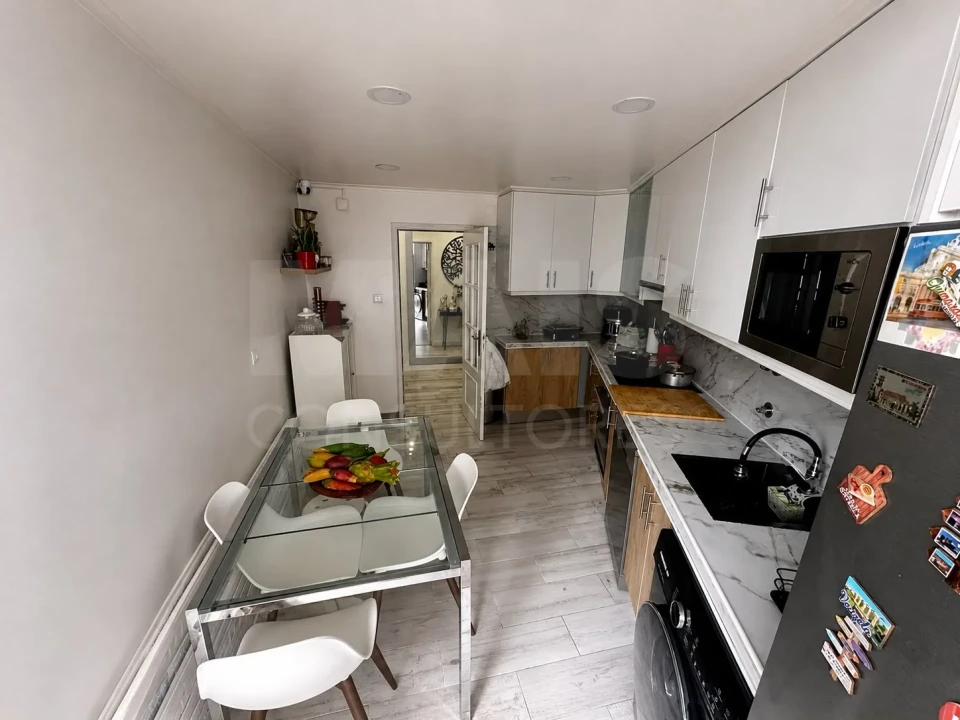 Apartamento T4 para Venda em Castanheira do Ribatejo e Cachoeiras Foto 5