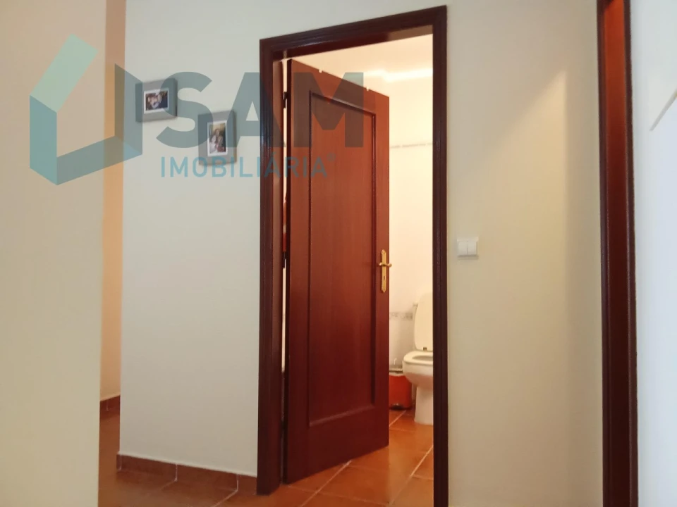 Apartamento T2 para Venda em Atouguia da Baleia Foto 14