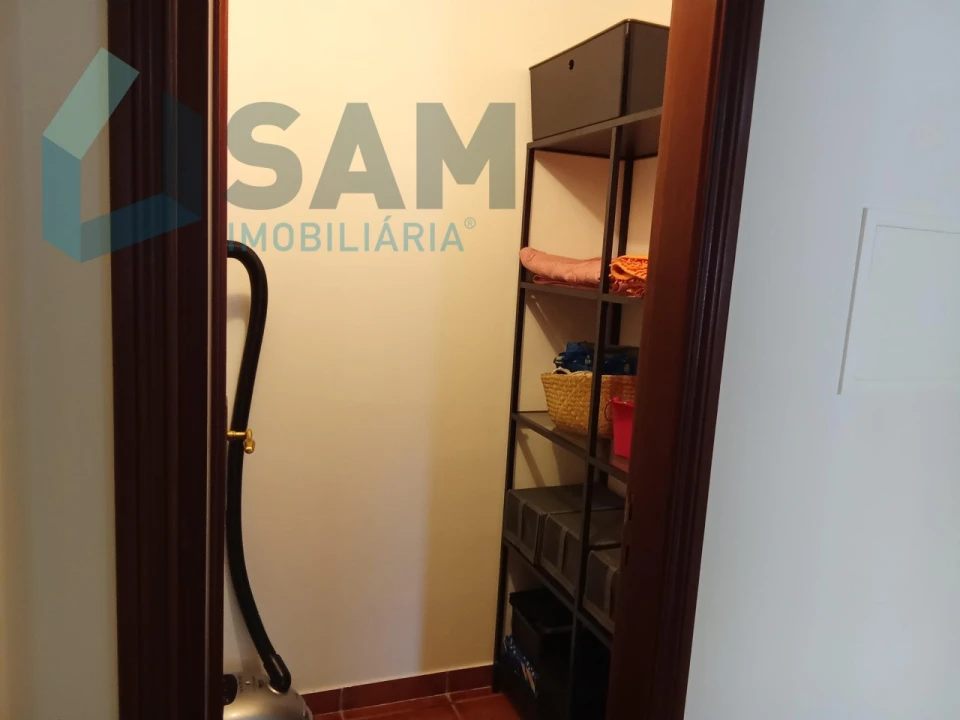 Apartamento T2 para Venda em Atouguia da Baleia Foto 17