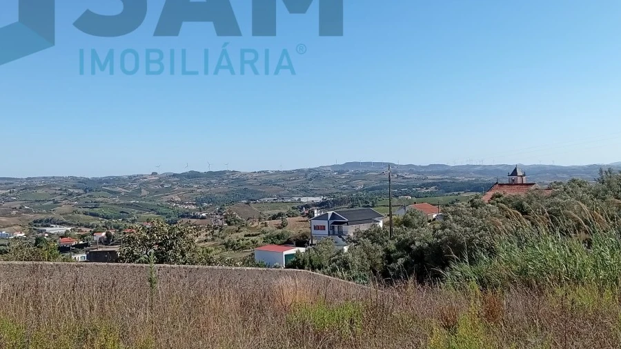 Terreno para Venda em Carvoeira e Carmões
