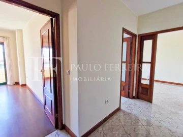 Apartamento T1 para Arrendamento em Vila Nova de Famalicão e Calendário