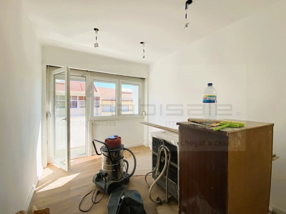 Apartamento T2 para Venda em Falagueira-Venda Nova Foto 15
