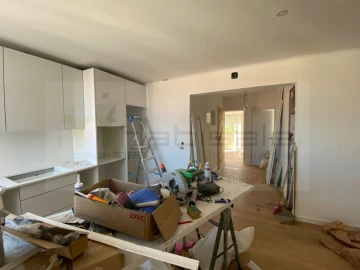 Apartamento T2 para Venda em Falagueira-Venda Nova
