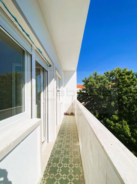 Apartamento T2 para Venda em Falagueira-Venda Nova