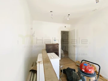 Apartamento T2 para Venda em Falagueira-Venda Nova