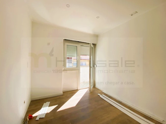 Apartamento T2 para Venda em Falagueira-Venda Nova Foto 10