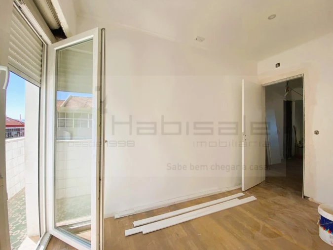 Apartamento T2 para Venda em Falagueira-Venda Nova Foto 12