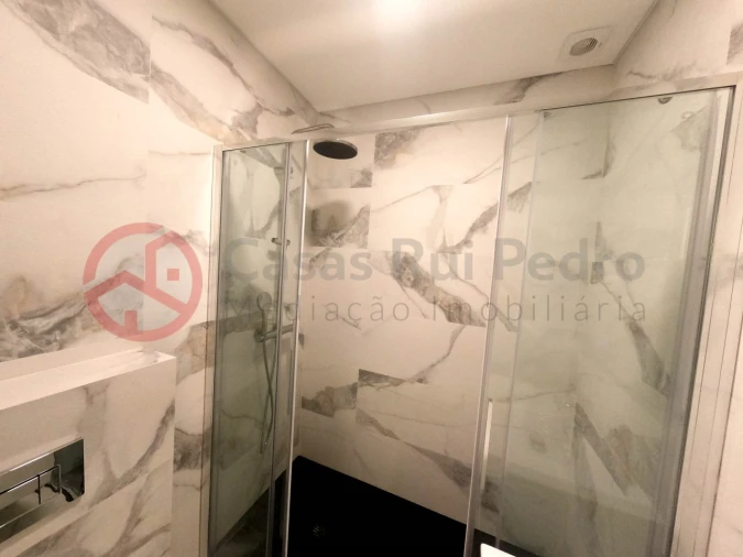 Apartamento T3 para Venda em Almada, Cova da Piedade, Pragal e Cacilhas Foto 17