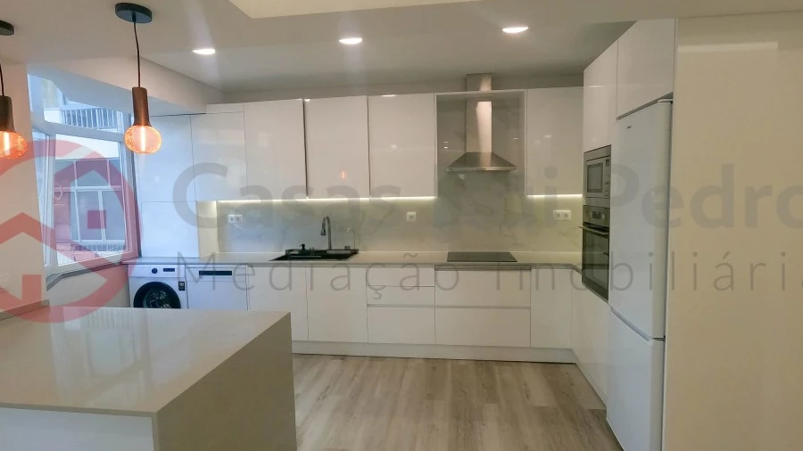 Apartamento T3 para Venda em Almada, Cova da Piedade, Pragal e Cacilhas