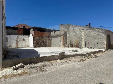 Moradia T3 para Venda em Olaia e Paço