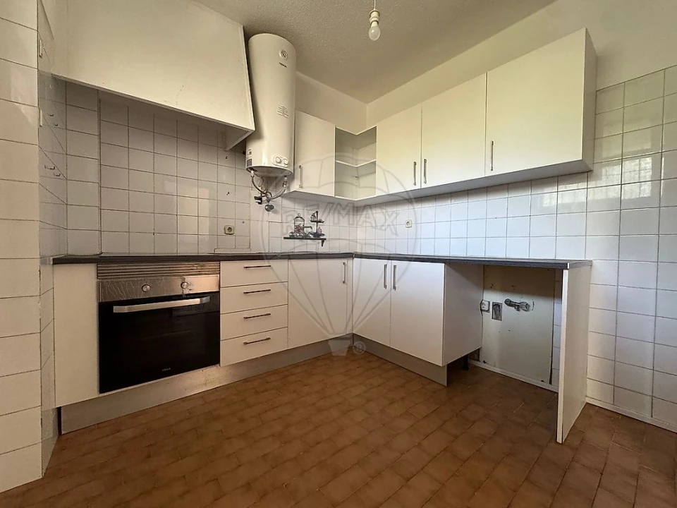 Apartamento T2 para Arrendamento em Marvila, Ribeira Santarém, São Salvador, São Nicolau Foto 2