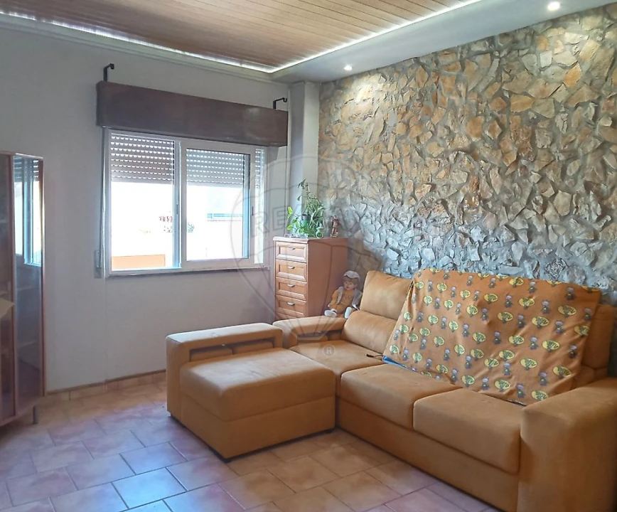 Apartamento T2 para Venda em Cartaxo e Vale da Pinta Foto 2