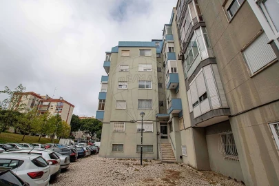 Apartamento T2 para Venda em Águas Livres