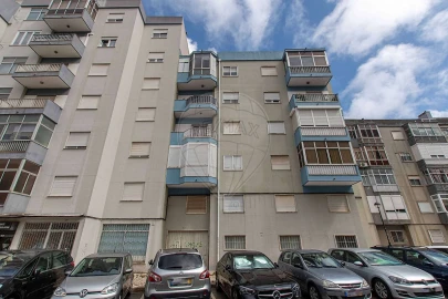 Apartamento T2 para Venda em Águas Livres