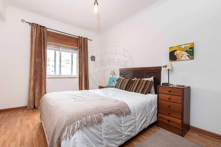 Apartamento T2 para Venda em Águas Livres Foto 2