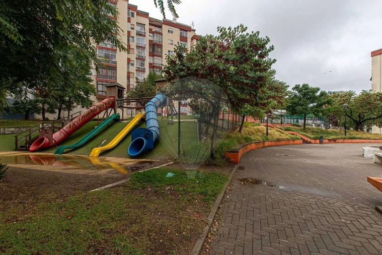 Apartamento T2 para Venda em Águas Livres Foto 5