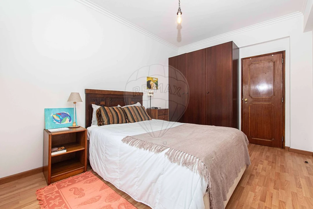 Apartamento T2 para Venda em Águas Livres Foto 6