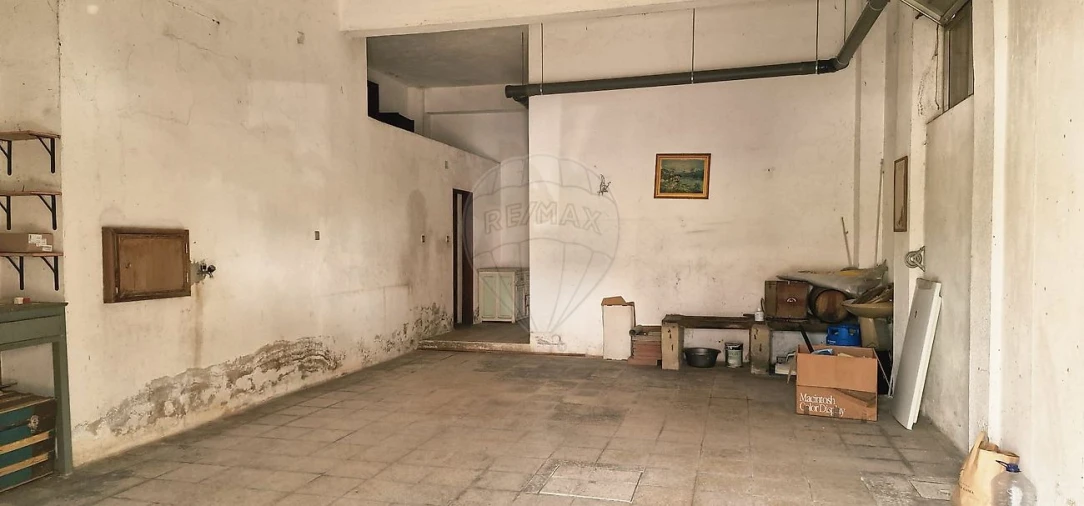 Armazém para Venda em Loures Foto 4