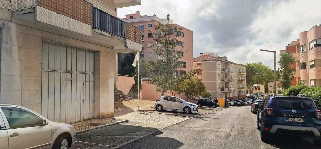 Armazém para Venda em Loures Foto 6