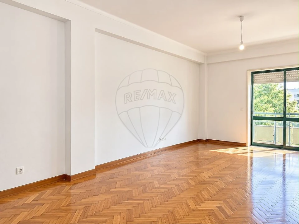 Apartamento T2 para Arrendamento em São Vicente (Braga) Foto 4
