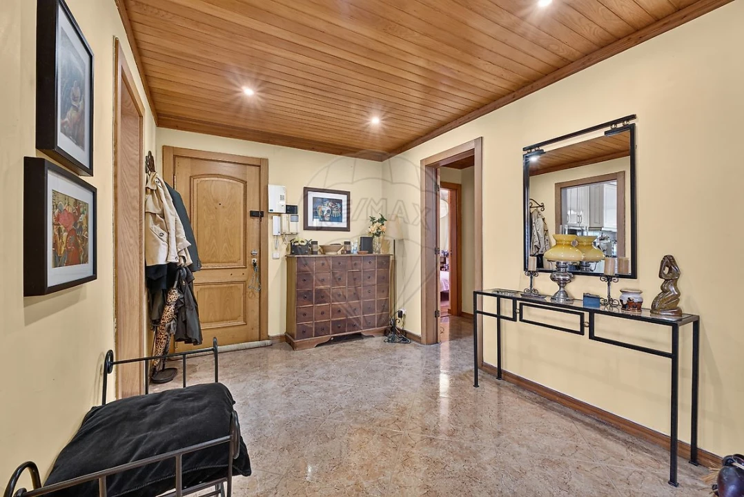 Apartamento T3 para Venda em Barreiro e Lavradio Foto 2