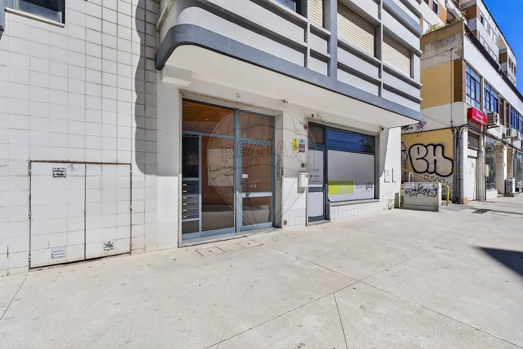 Apartamento T3 para Venda em Barreiro e Lavradio Foto 3