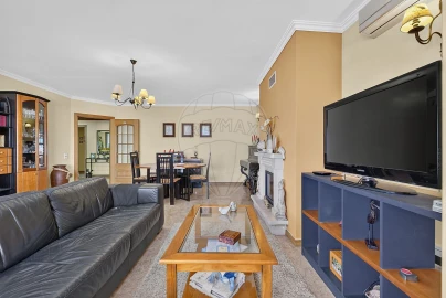 Apartamento T3 para Venda em Barreiro e Lavradio