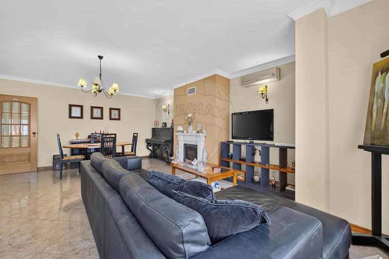 Apartamento T3 para Venda em Barreiro e Lavradio Foto 4