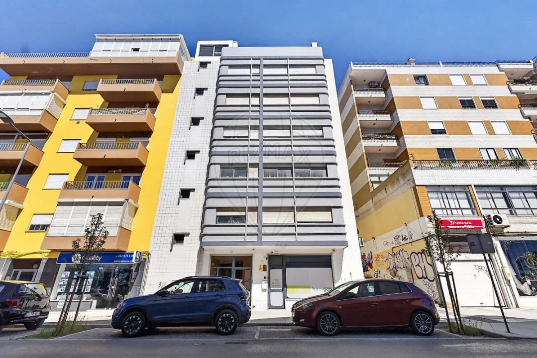 Apartamento T3 para Venda em Barreiro e Lavradio Foto 1