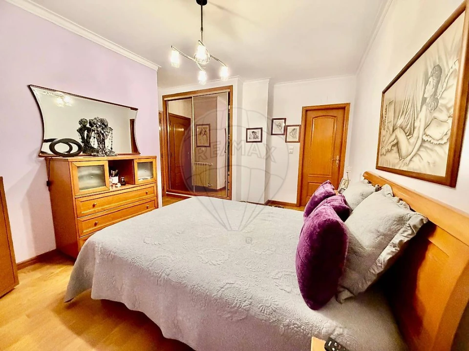 Apartamento T3 para Venda em Palhais e Coina Foto 3